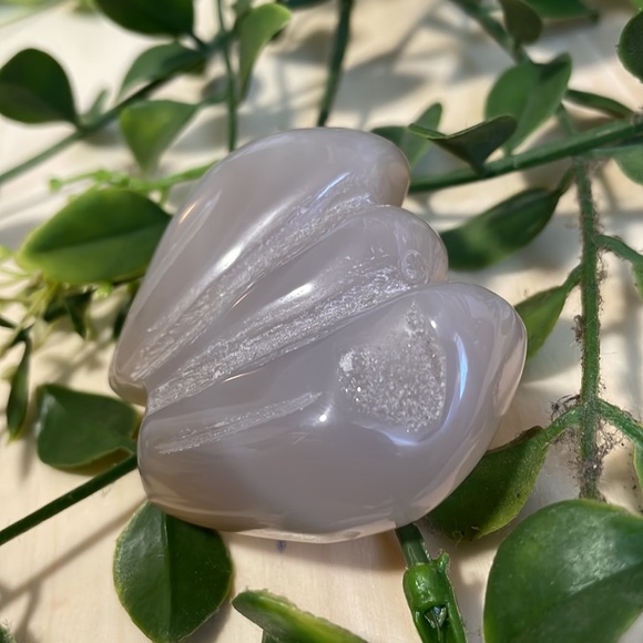 Druzy Agate Bat Crystal Carved Polished Shape Metaphysical Energy Stone Manifest - Picture 4 of 7